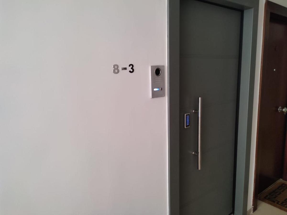 Amazing Apartments @ Aiolou Str. Athena Bagian luar foto