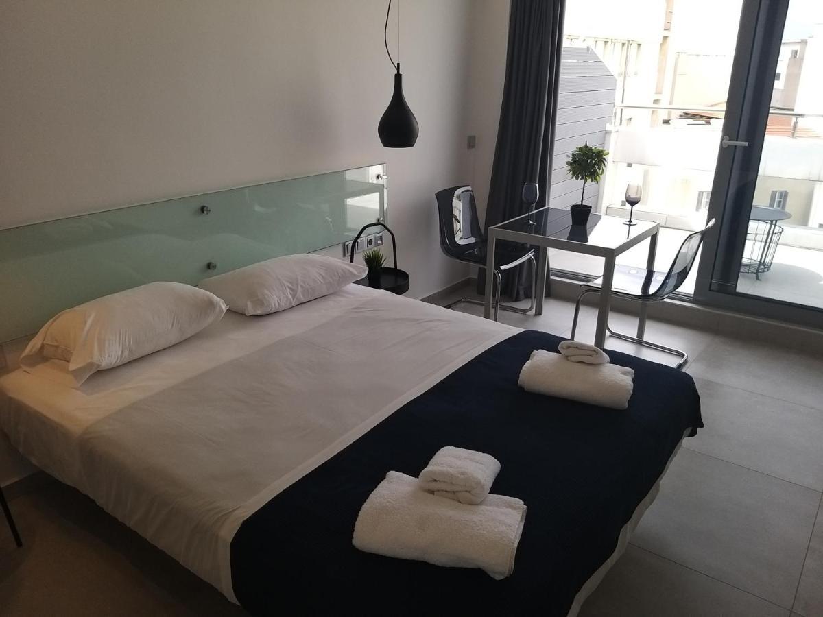 Amazing Apartments @ Aiolou Str. Athena Bagian luar foto