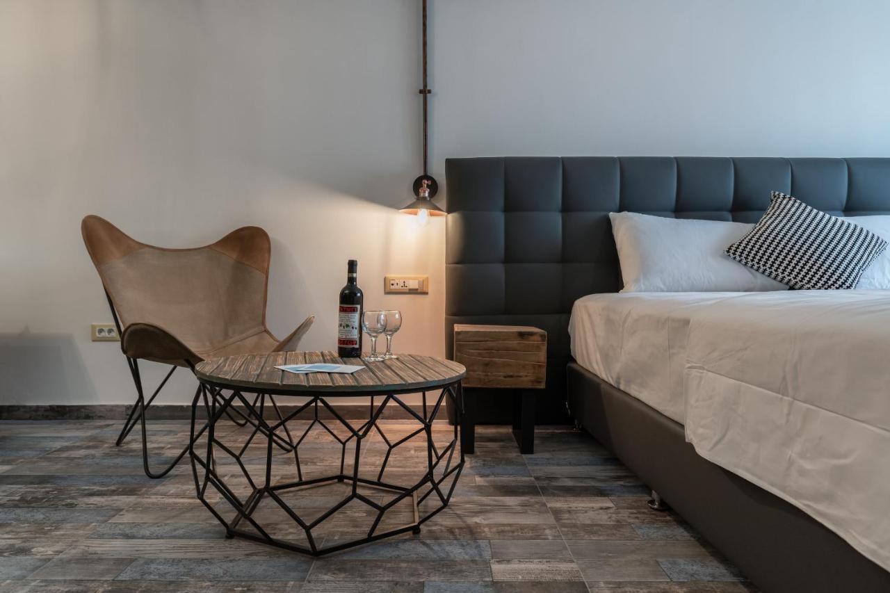 Amazing Apartments @ Aiolou Str. Athena Bagian luar foto