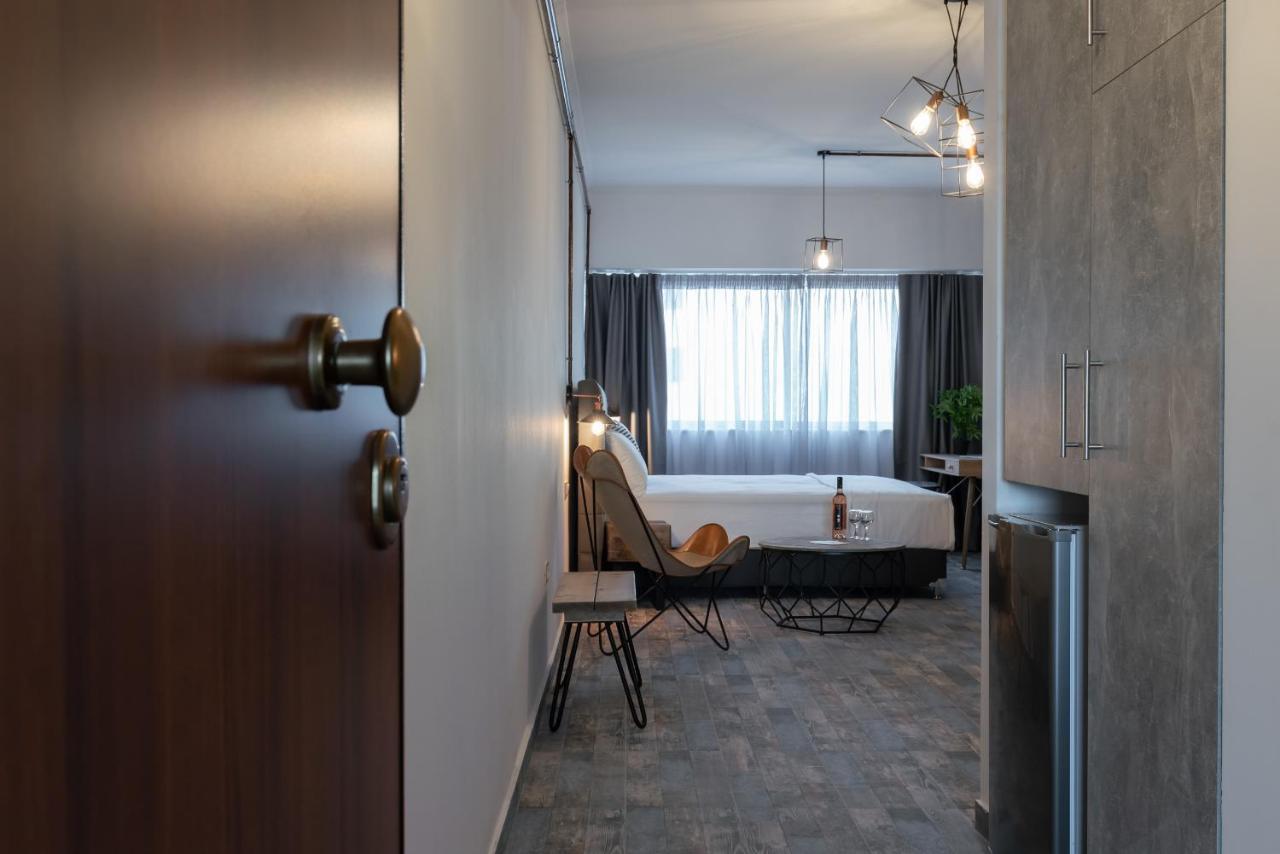 Amazing Apartments @ Aiolou Str. Athena Bagian luar foto