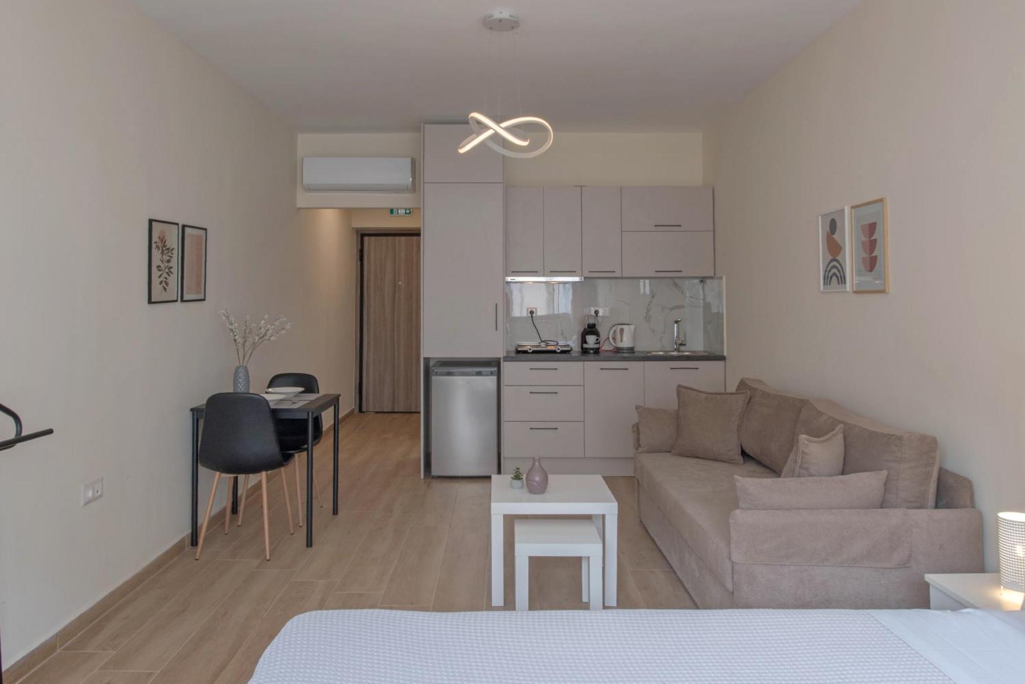 Amazing Apartments @ Aiolou Str. Athena Bagian luar foto