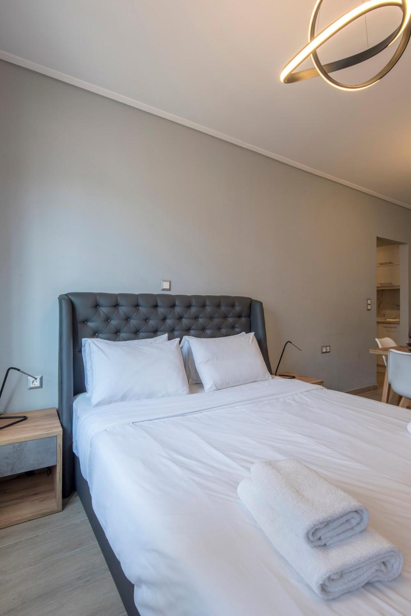 Amazing Apartments @ Aiolou Str. Athena Bagian luar foto